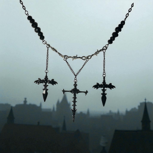 Of Bones And Daggers - 21"