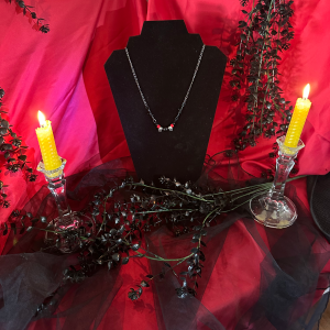 The Twin Skulls - 18"