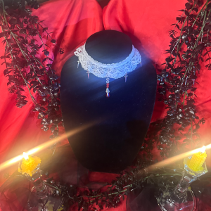 Blades Drop Blood On White - 11.5" to 15.5"